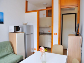 Seaside bright flat with terrace - Beahost